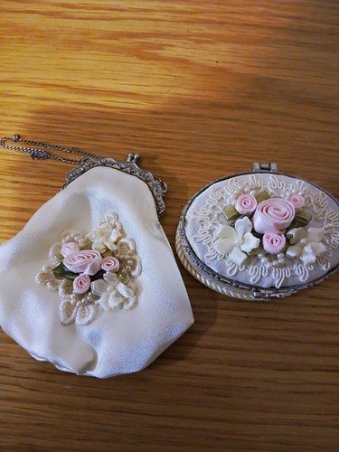 White oval floral - white, fabric