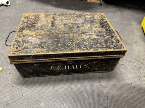 Vintage metal tool storage - metal,