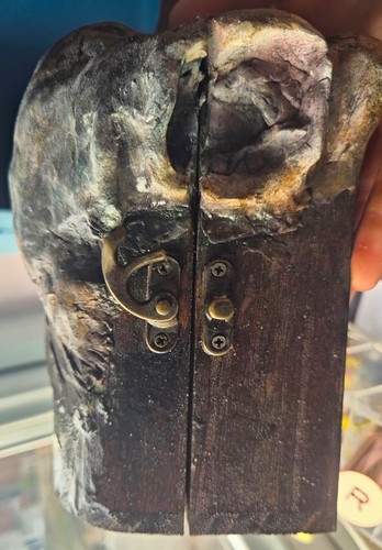 Gothic skull wooden treasure - gothic,